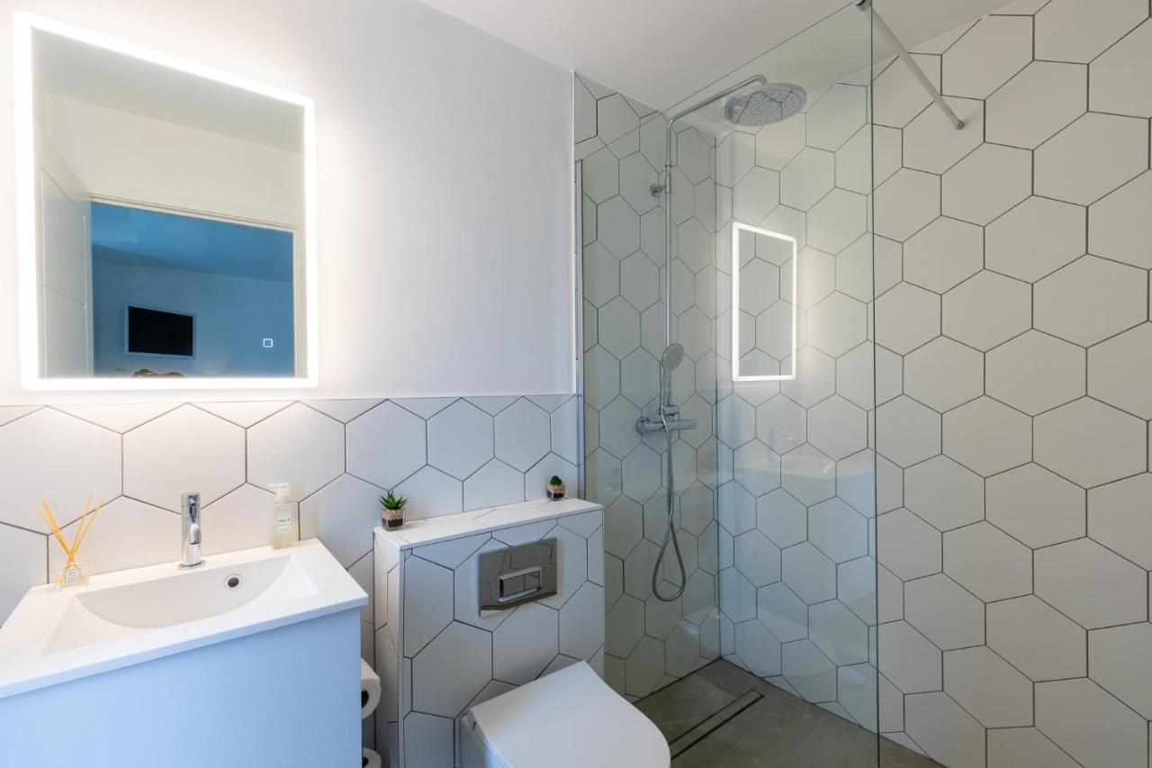 Sea Esta Guesthouse Мъдифърд Екстериор снимка